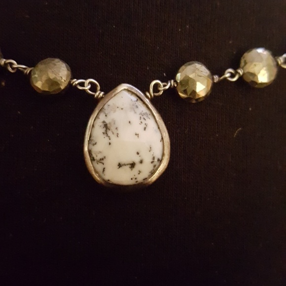 Ela Rae Necklace - Picture 4 of 7